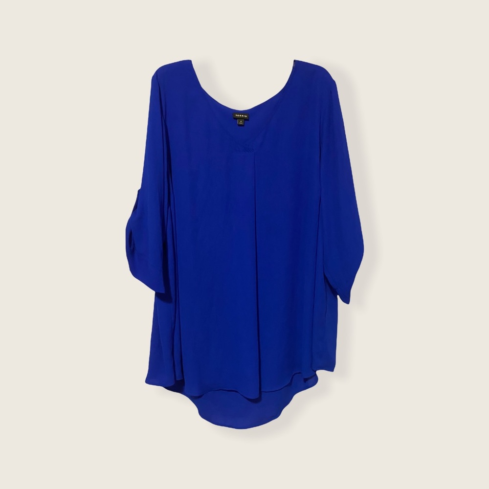 Long sleeve blue Torrid shirt, size 4
